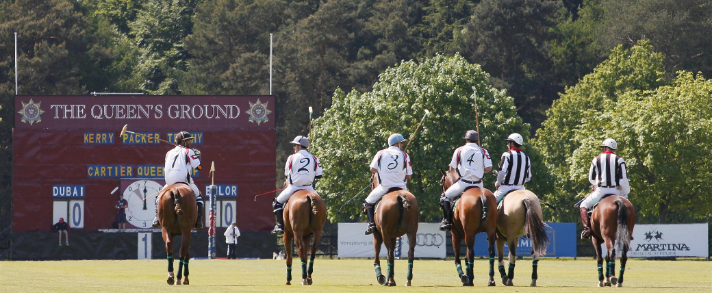 7 Dubai Polo Team on the go